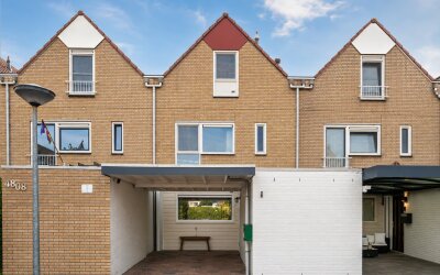 Karveel 48 6