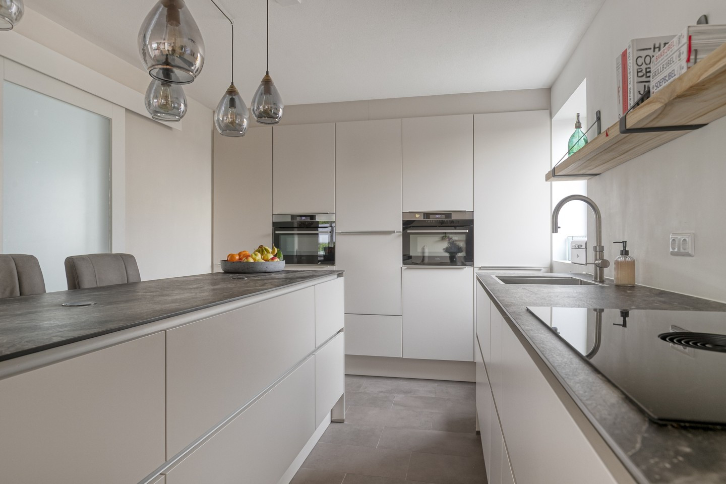 Vrijstaande woning te koop: Werfweg 80, Lelystad