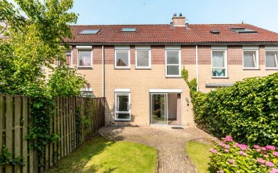 Schoener 49 33