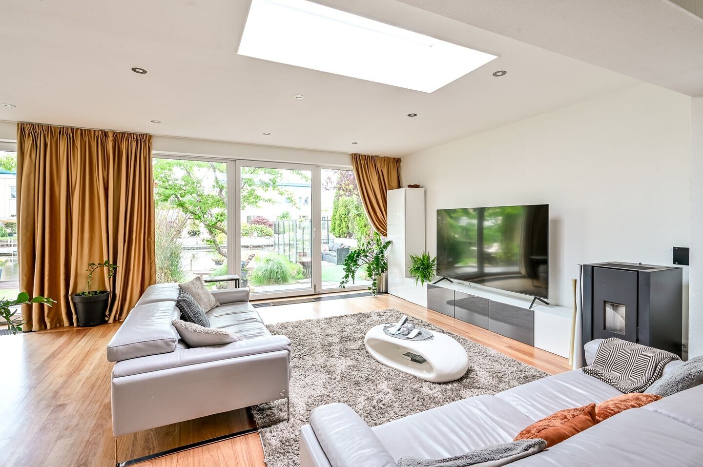 Vrijstaande woning te koop: Belterwiede 12, Lelystad