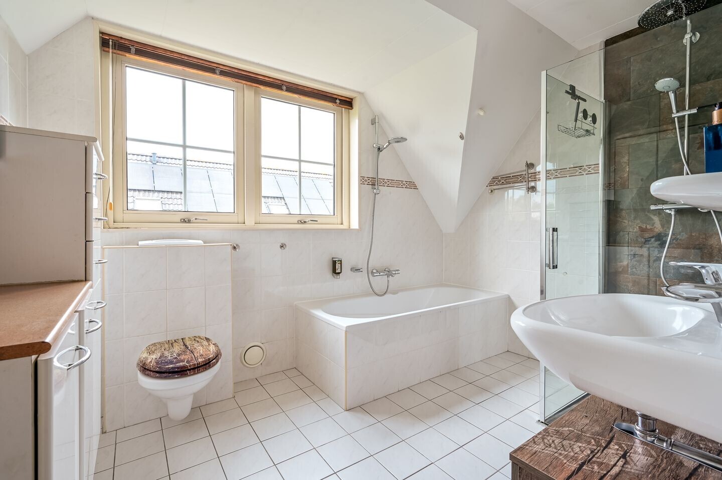 Vrijstaande woning te koop: Noordenveld 14, Lelystad