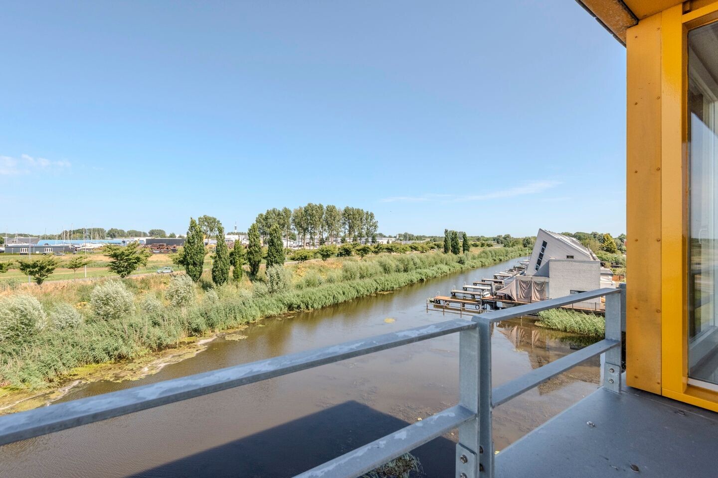 Appartement te koop: Langstraat 63, Lelystad