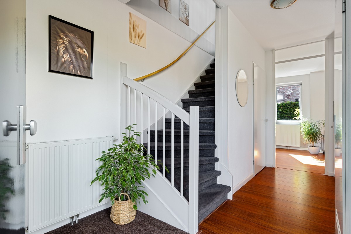 Vrijstaande woning te koop: Parnassialaan 1, Lelystad