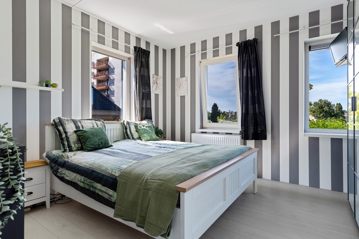 Vrijstaande woning te koop: Parnassialaan 1, Lelystad