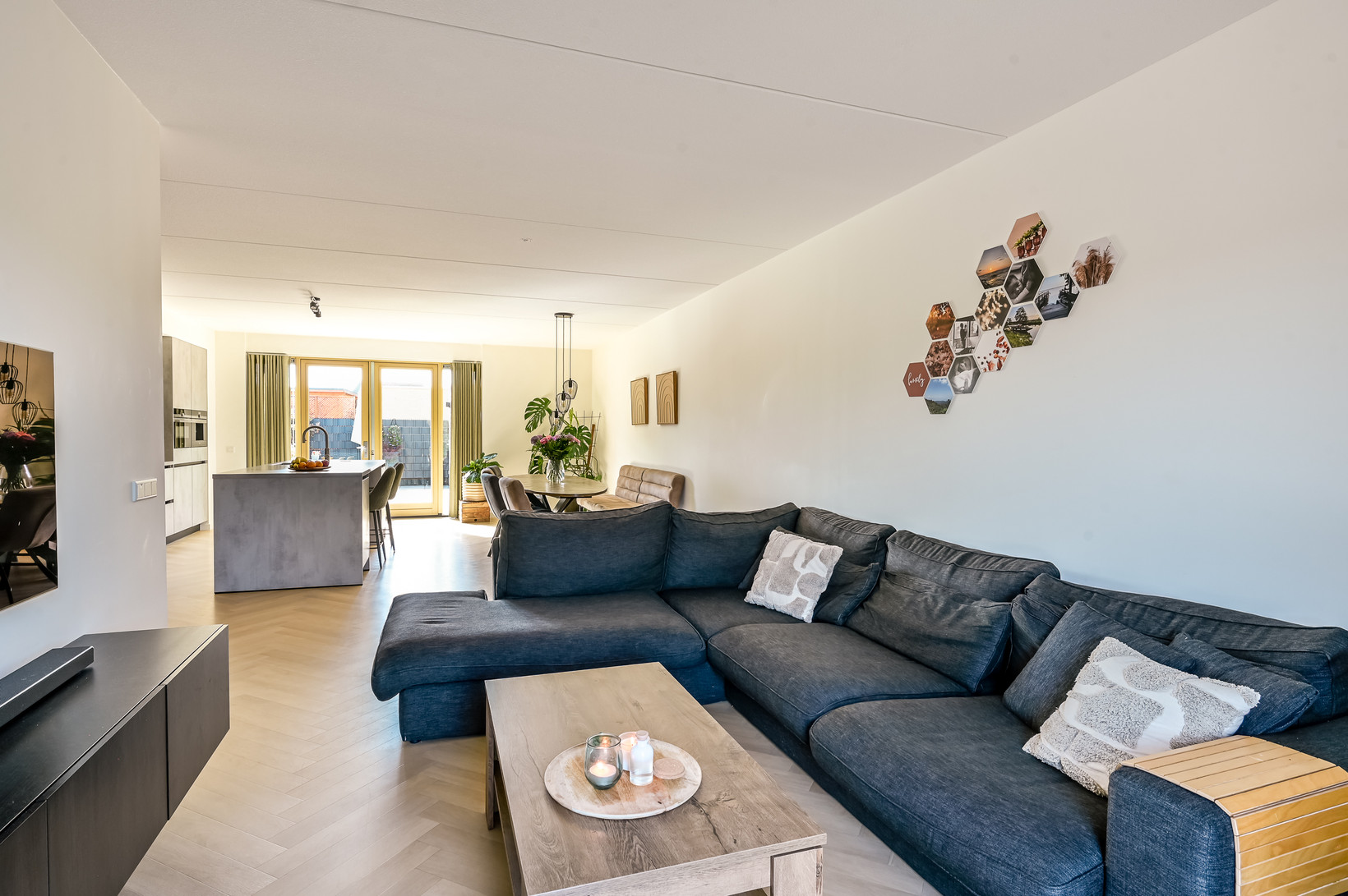 Hoekwoning te koop: Waterbies 8, Lelystad