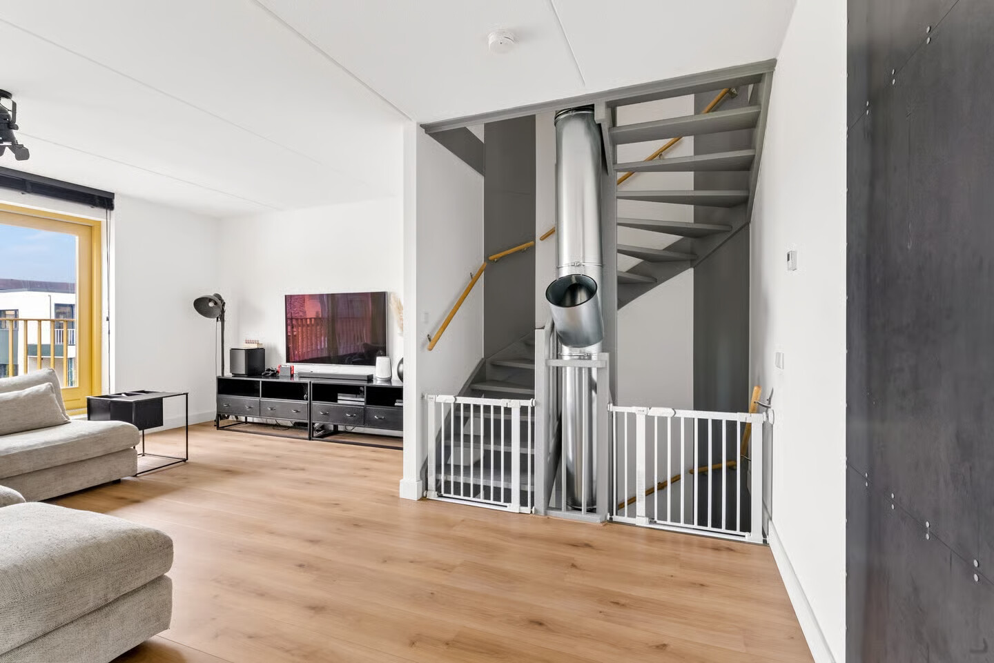 Tussenwoning te koop: Haagwinde 15, Lelystad