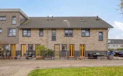 Dotterbloemhof 84