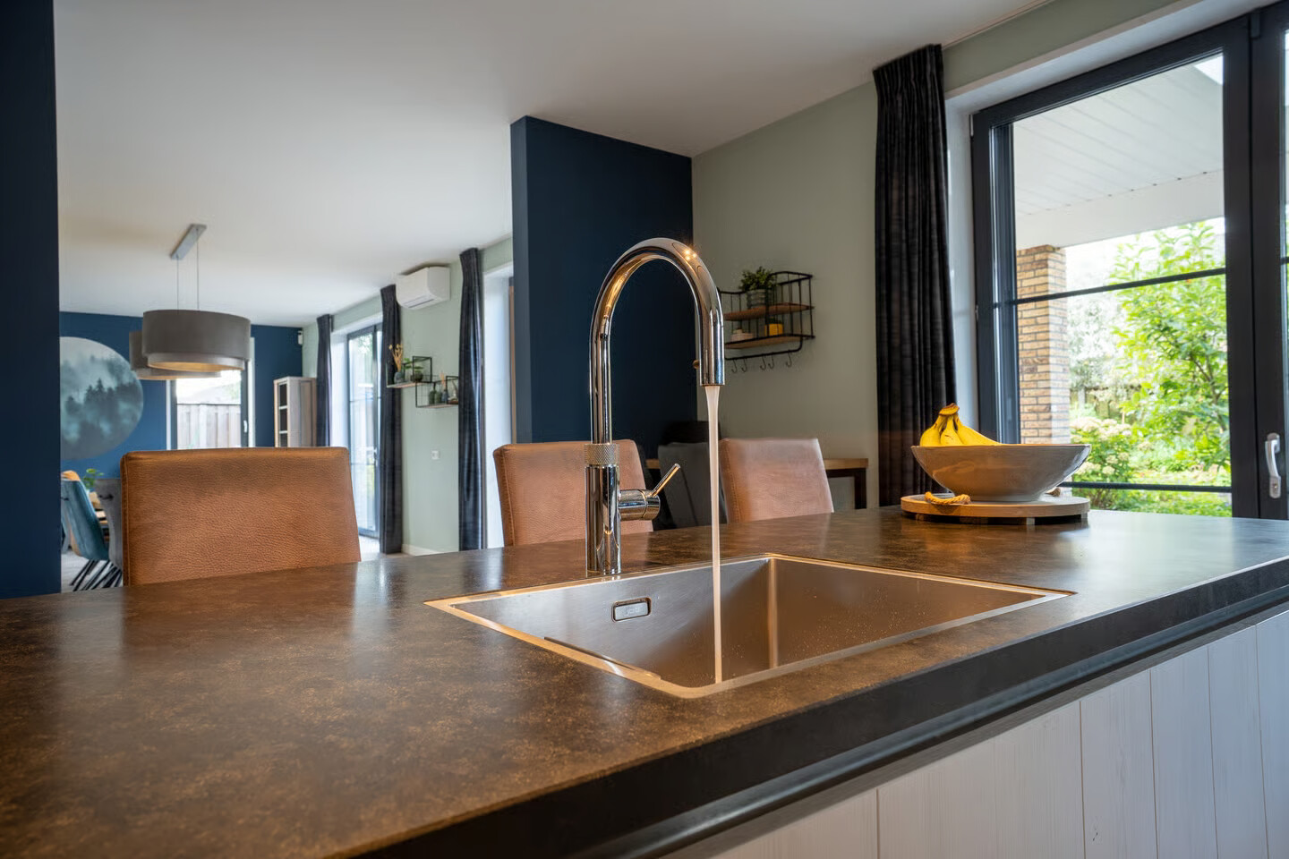 Vrijstaande woning te koop: Wederiklaan 98, Lelystad