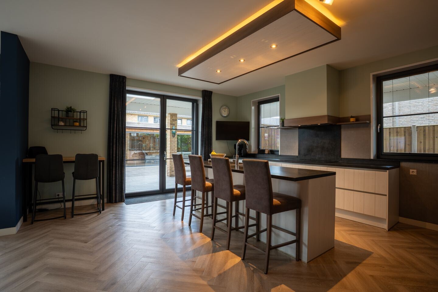 Vrijstaande woning te koop: Wederiklaan 98, Lelystad