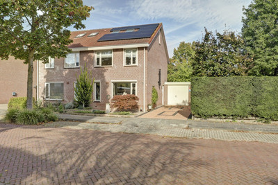 Huis te koop Manegelaan 2
