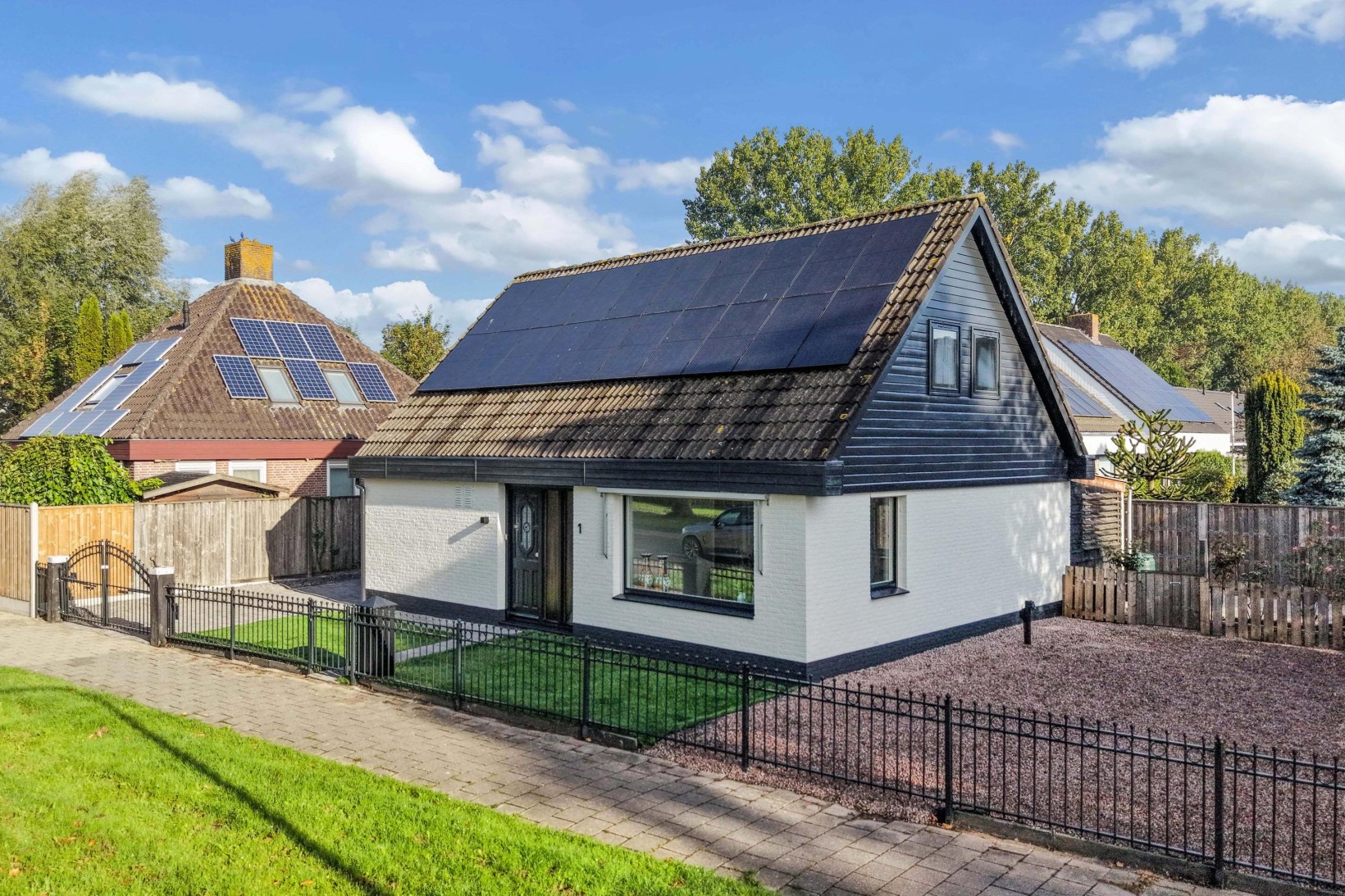 Vrijstaande woning te koop: De Banier 1, Swifterbant