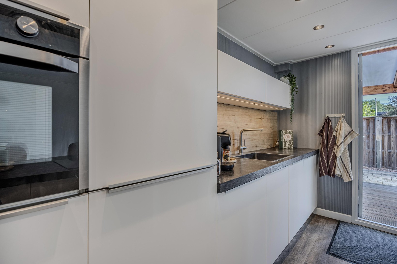 Vrijstaande woning te koop: De Banier 1, Swifterbant