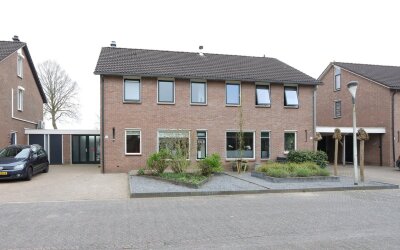 De Trippen 12