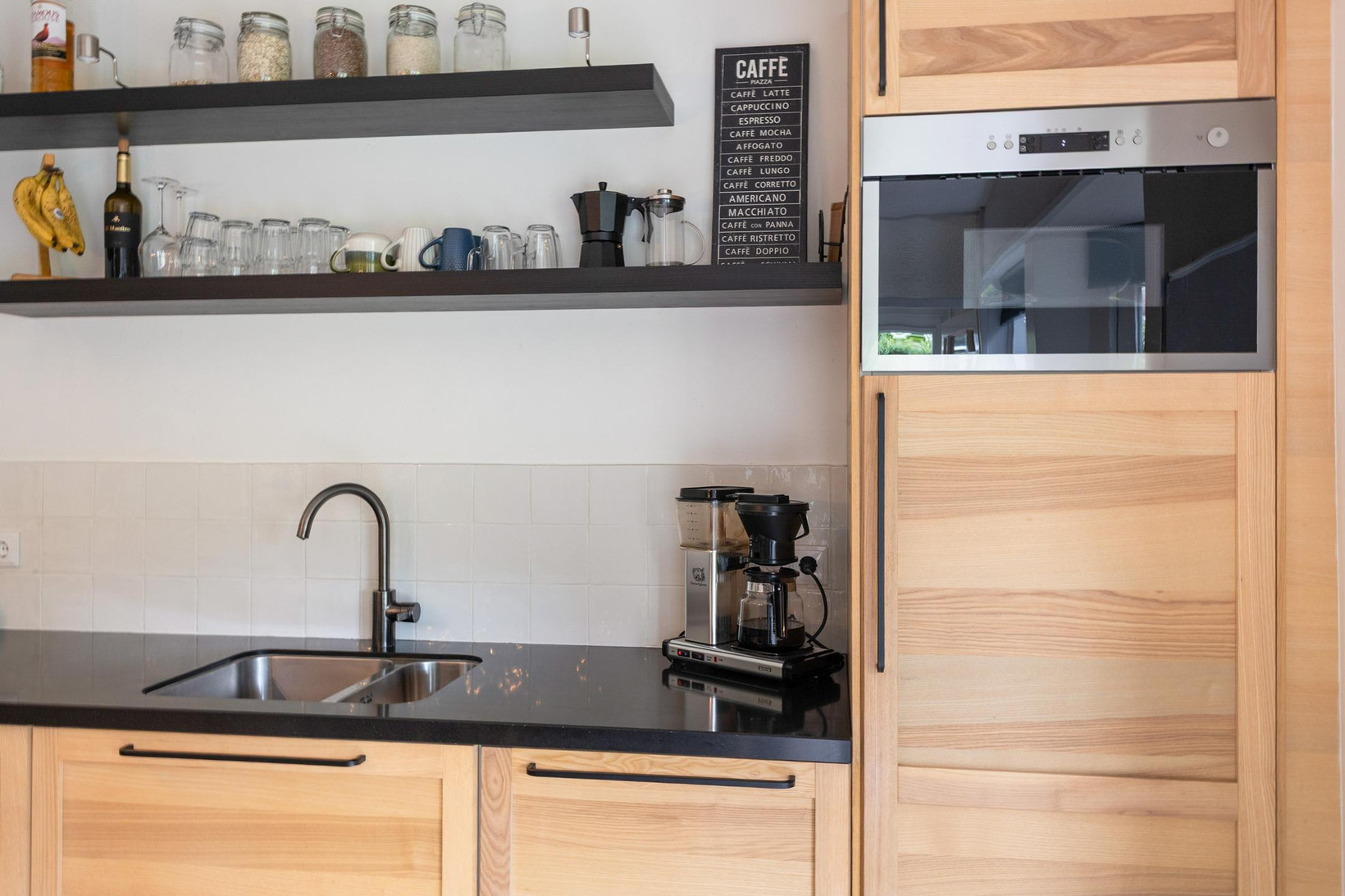 Tussenwoning te koop: Struikheideveld 12, Swifterbant