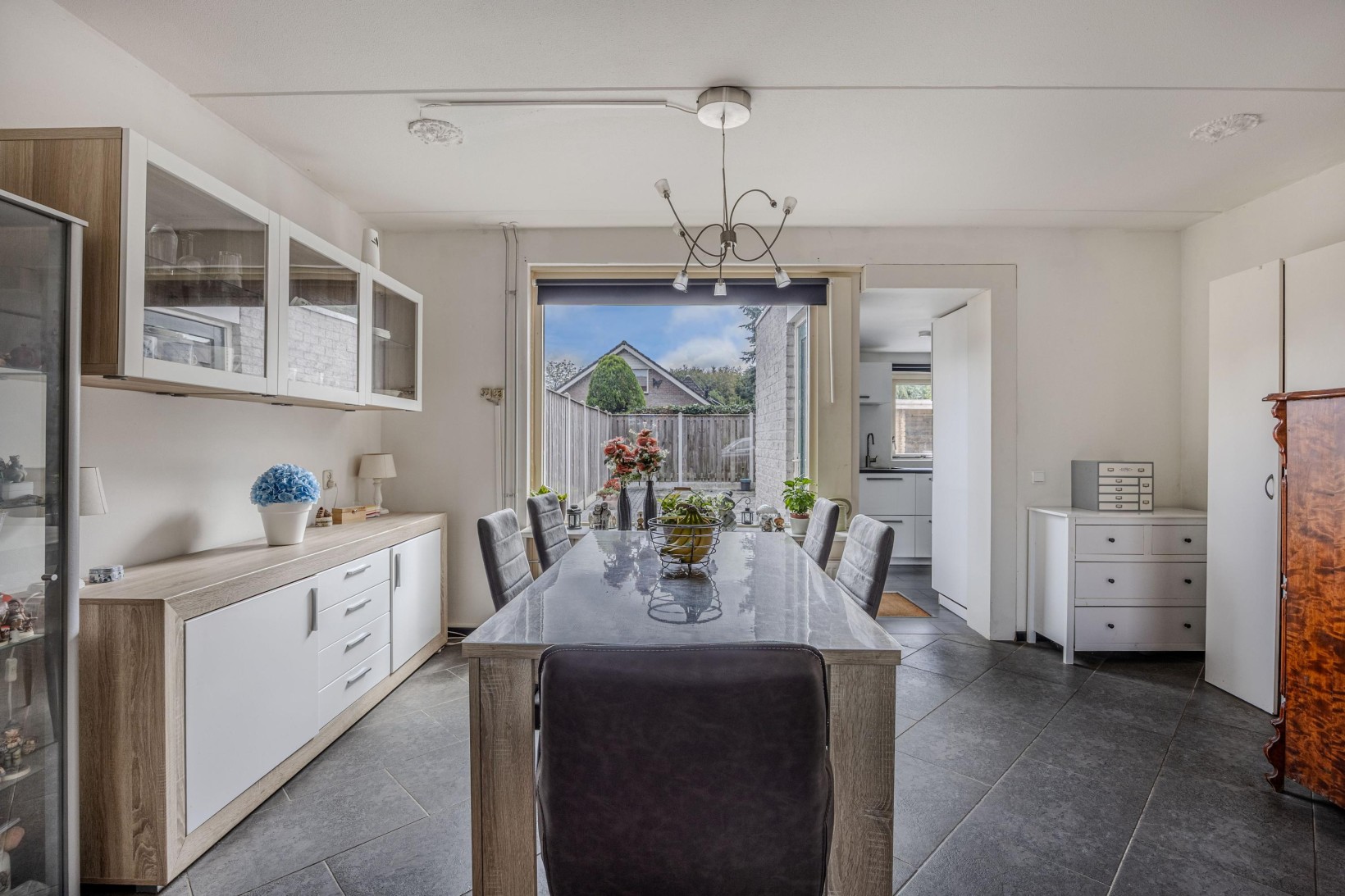 Hoekwoning te koop: Karwijhof 12, Biddinghuizen