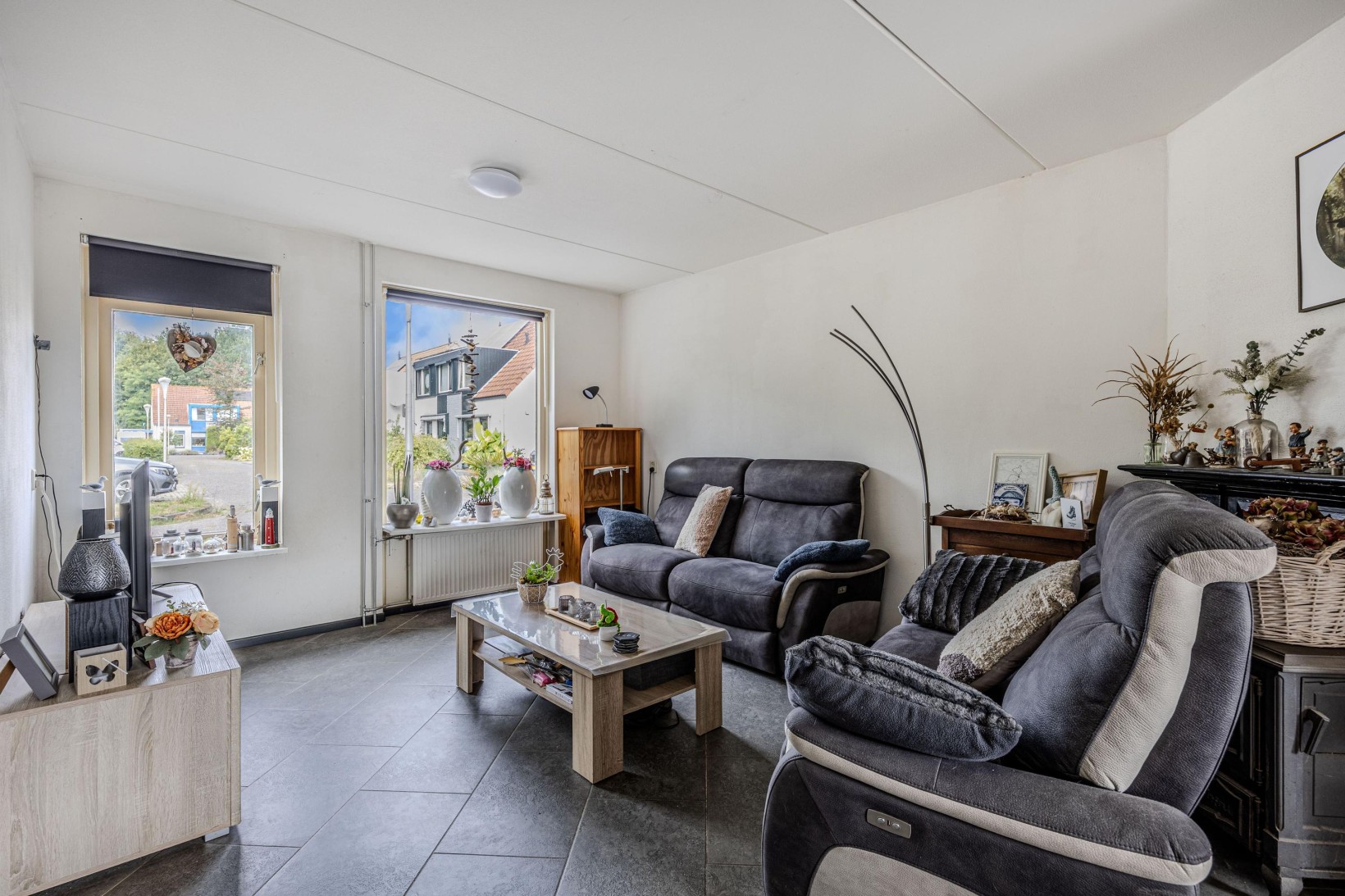 Hoekwoning te koop: Karwijhof 12, Biddinghuizen
