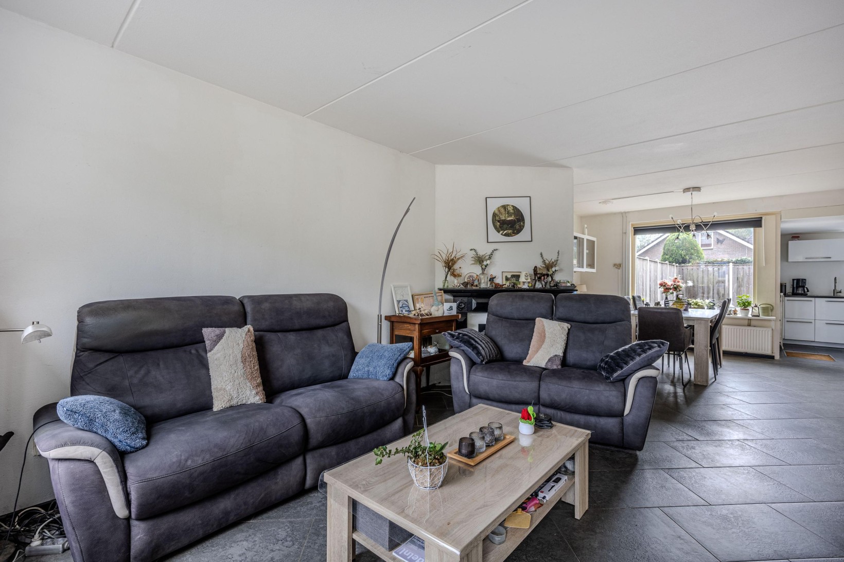 Hoekwoning te koop: Karwijhof 12, Biddinghuizen