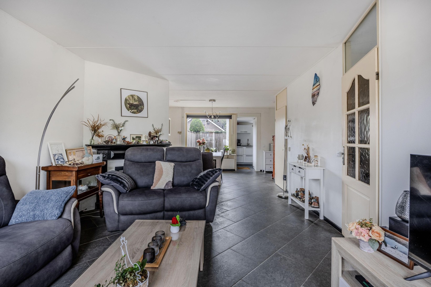 Hoekwoning te koop: Karwijhof 12, Biddinghuizen