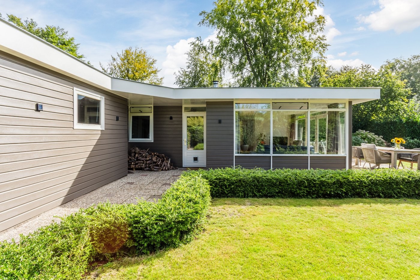 Tussenwoning te koop: Bijsselseweg 3-129, Biddinghuizen