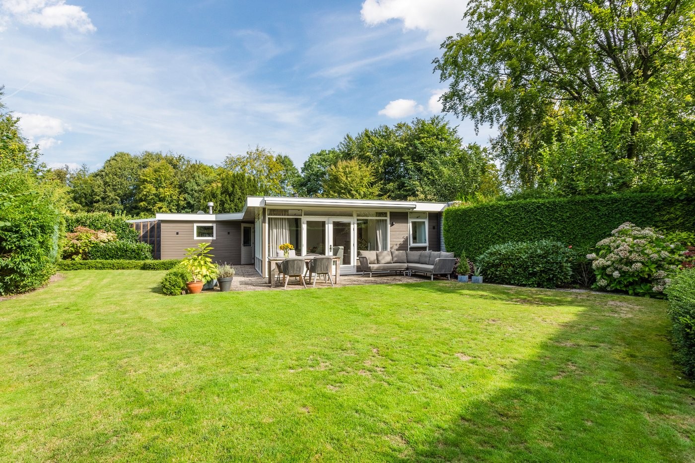 Tussenwoning te koop: Bijsselseweg 3-129, Biddinghuizen