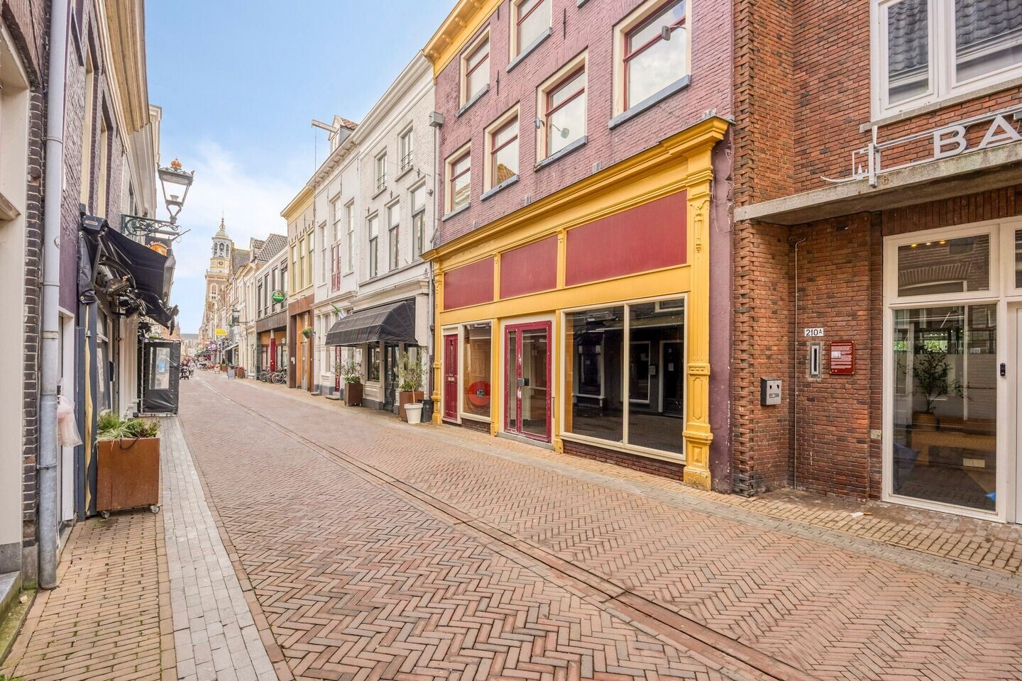Tussenwoning te koop: Oudestraat 210, Kampen
