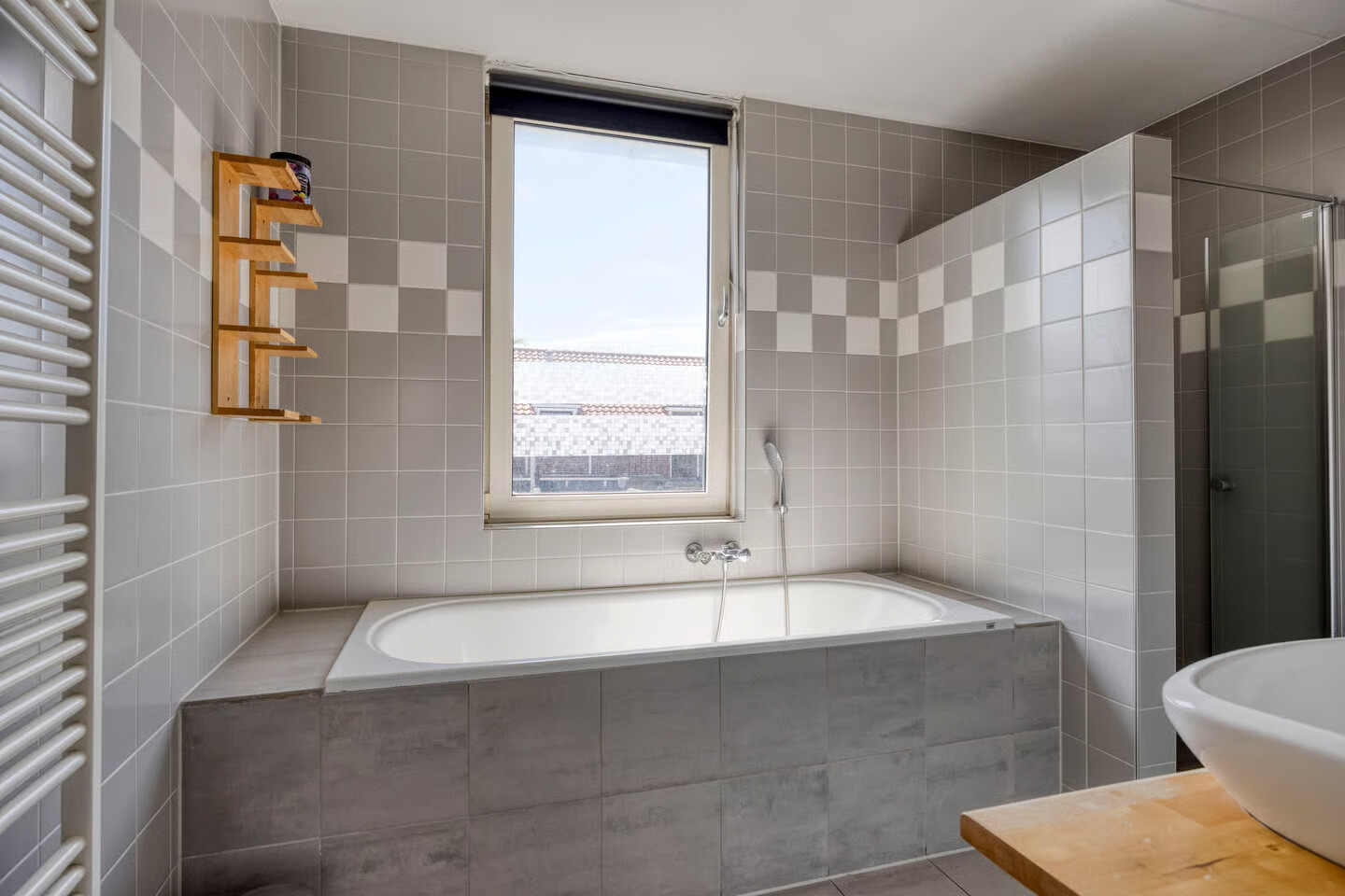 Tussenwoning te koop: Beatrixstraat 10, Kampen