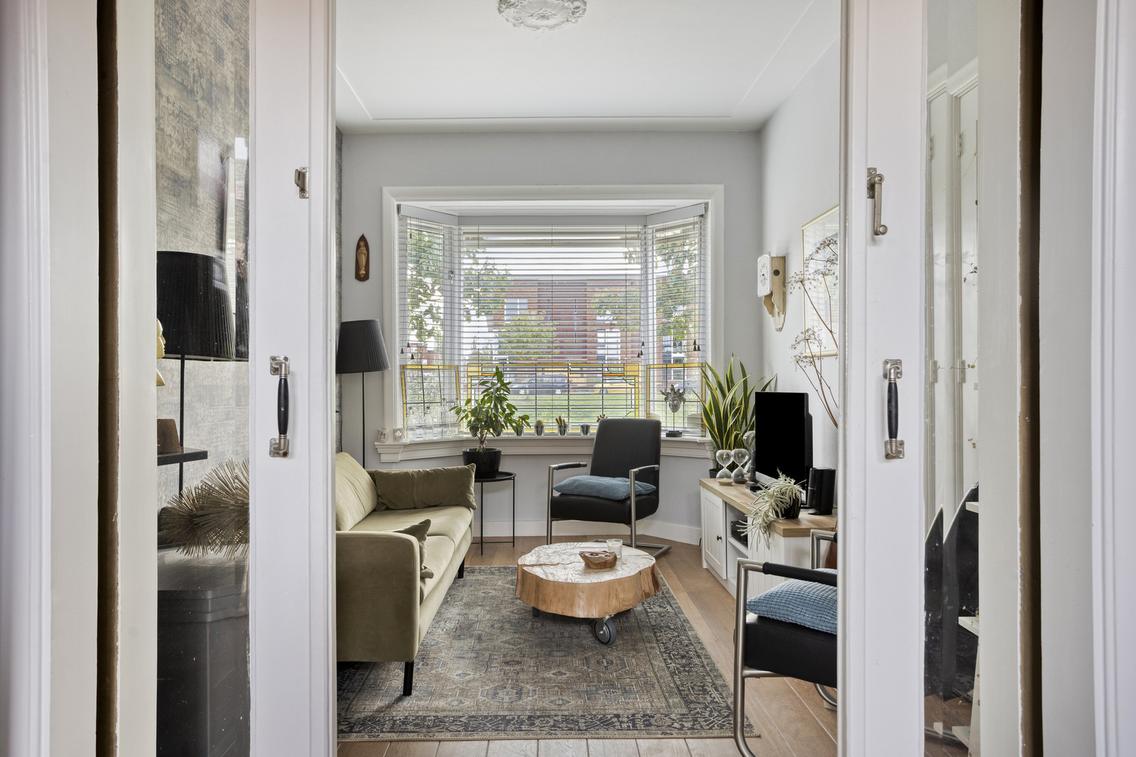Tussenwoning te koop: Louise de Colignysingel 49, Kampen