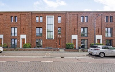 Oostzeestraat 16