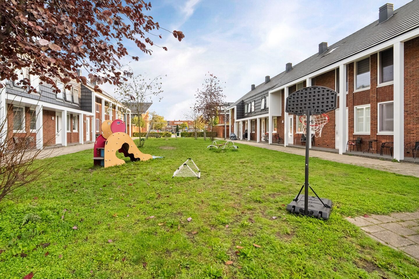 Hoekwoning te koop: Hanzelaan 7, Kampen