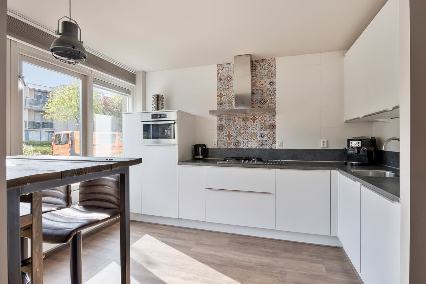 Hoekwoning te koop: Thorbeckelaan 11, Kampen