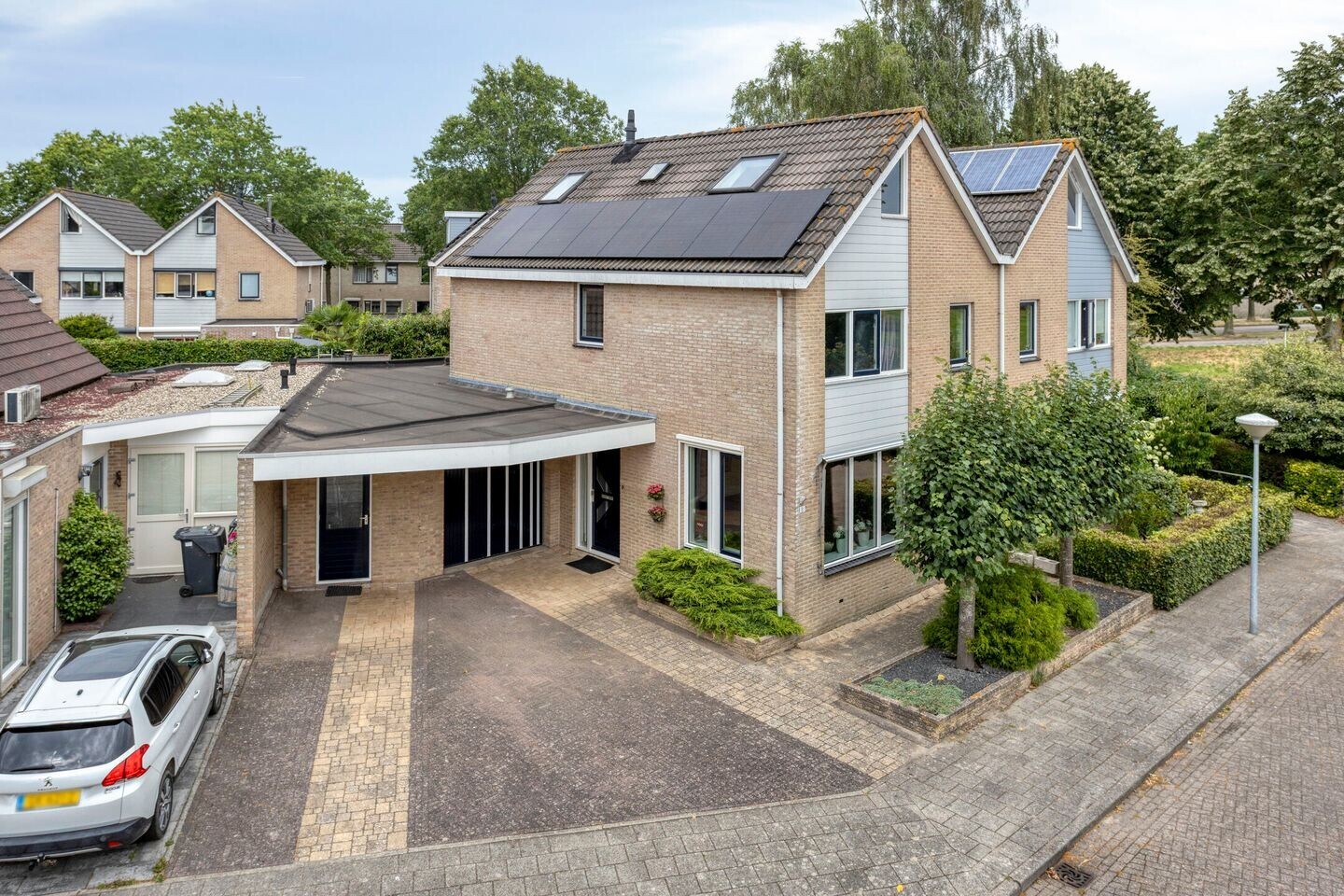 Tussenwoning te koop: Marinus Postlaan 81, Kampen