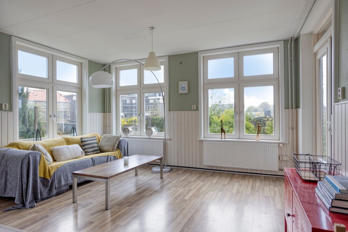 Vrijstaande woning te koop: Stationsplein 3, Kampen