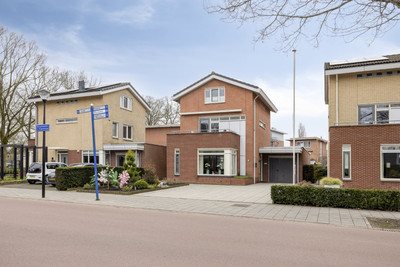 Burgemeester van Engelenweg 122-A