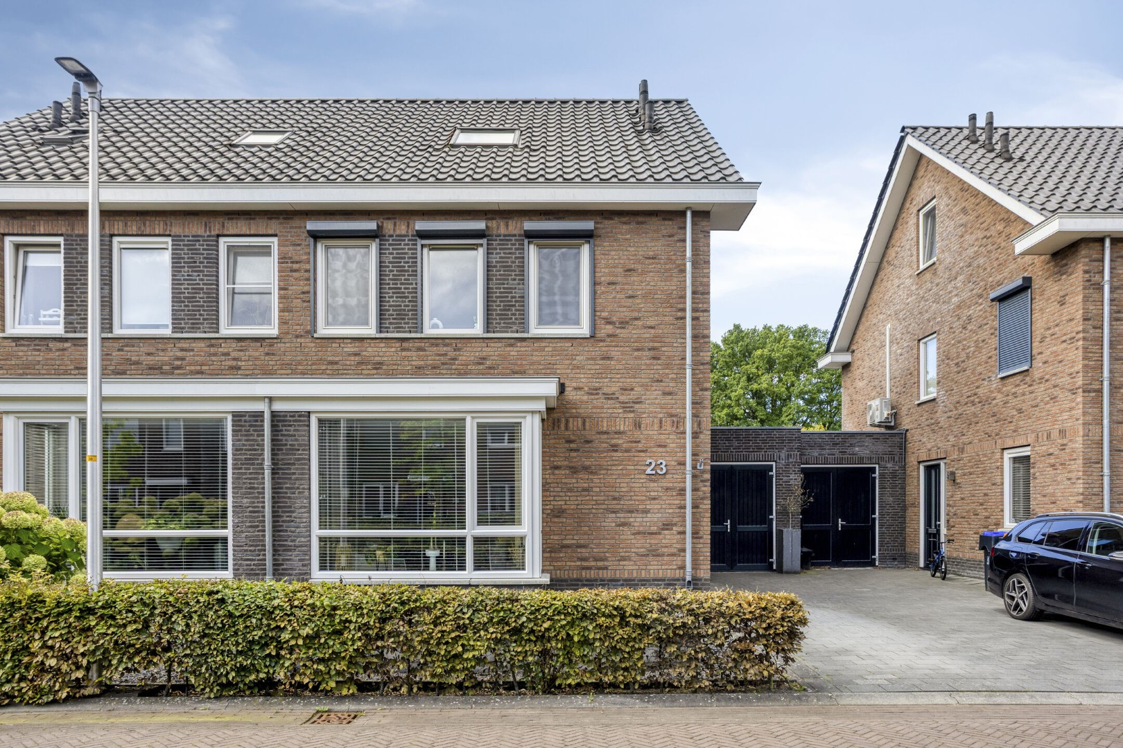Tussenwoning te koop: Oosterlandenerf 23, Ijsselmuiden
