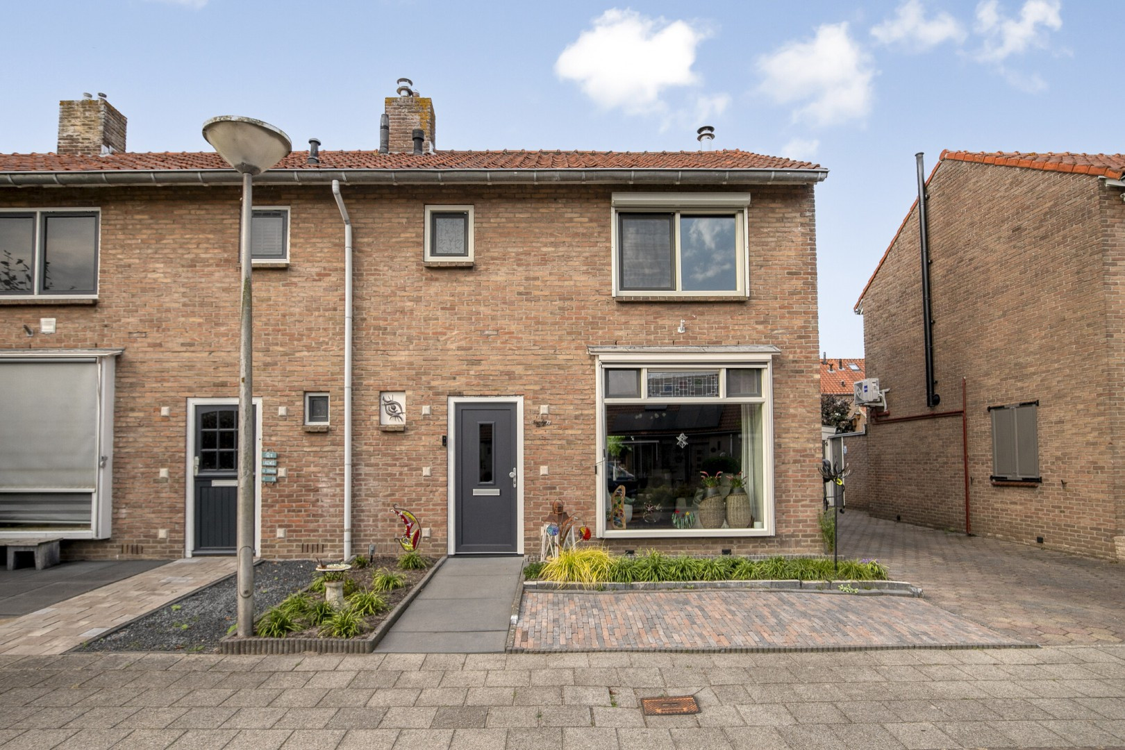 Hoekwoning te koop: Magnoliaplein 12, Ijsselmuiden