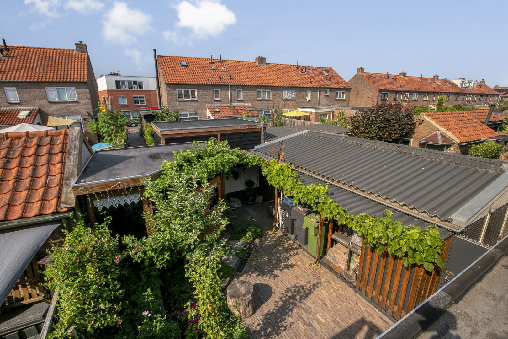 Hoekwoning te koop: Magnoliaplein 12, Ijsselmuiden