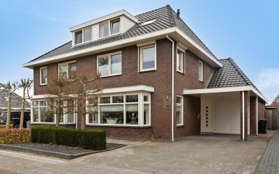 Kluisstraat 21