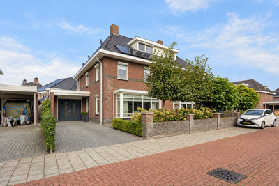 Kluisstraat 75
