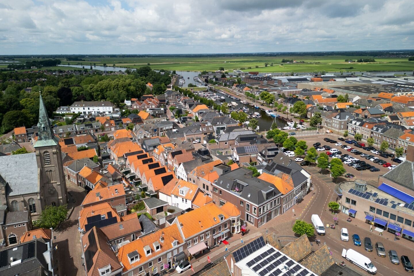 Tussenwoning te koop: Nijstad 19, Genemuiden
