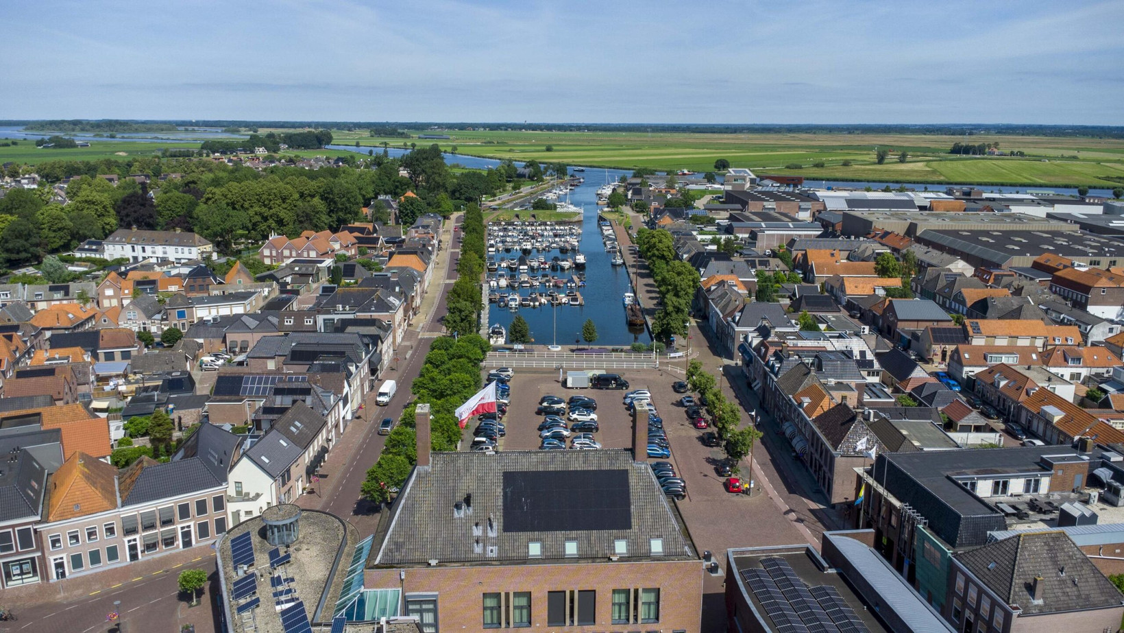 Hoekwoning te koop: Simondsstraat 4, Genemuiden