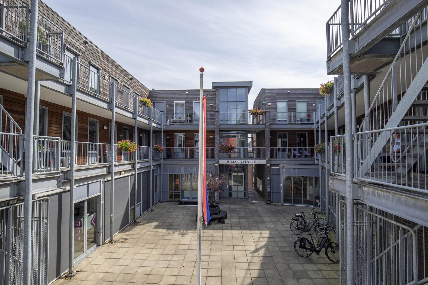 Appartement te koop: Prinses Julianastraat 25B, Genemuiden