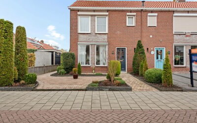 Admiraal de Ruyterstraat 15