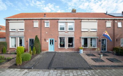 Admiraal de Ruyterstraat 17