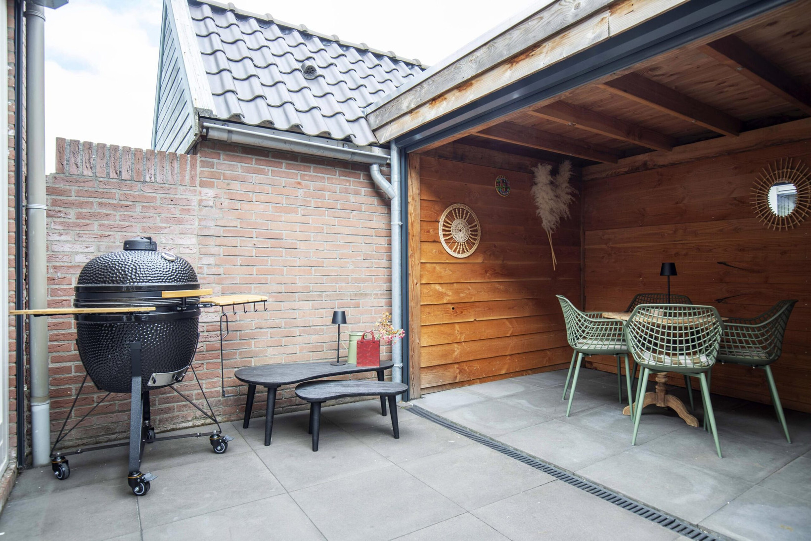 Tussenwoning te koop: Burg ten Veldestr 55, Genemuiden