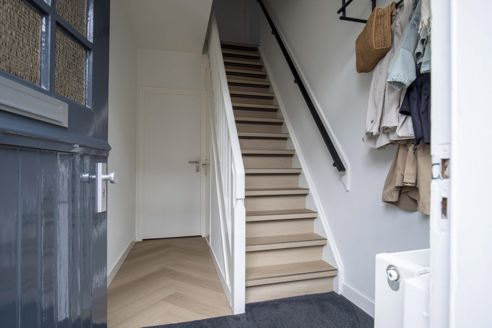 Tussenwoning te koop: Burg ten Veldestr 55, Genemuiden
