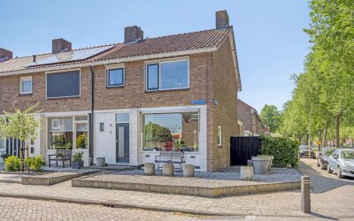 Tjalkstraat 2