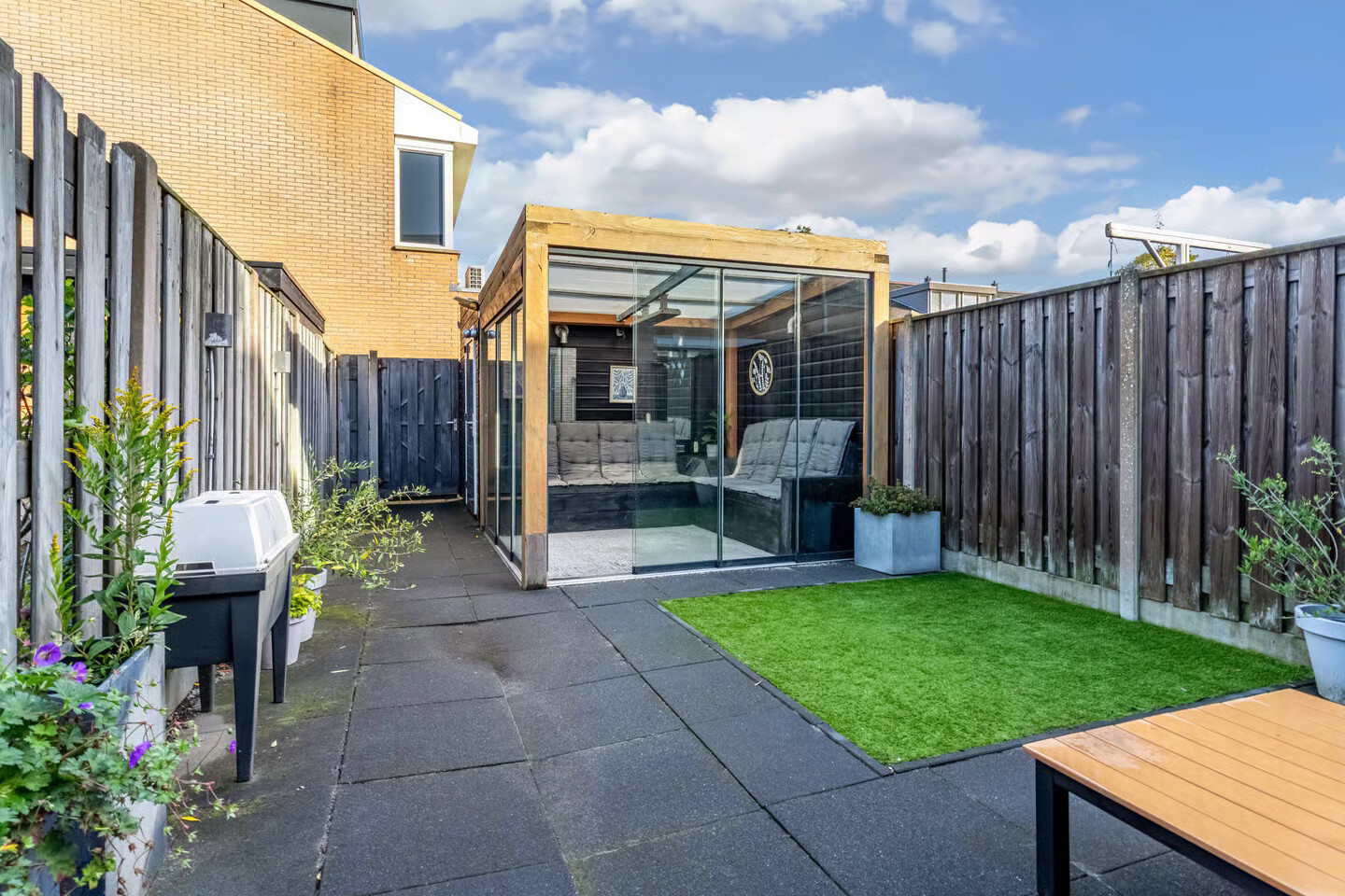 Tussenwoning te koop: Karekiethof 4, Emmeloord