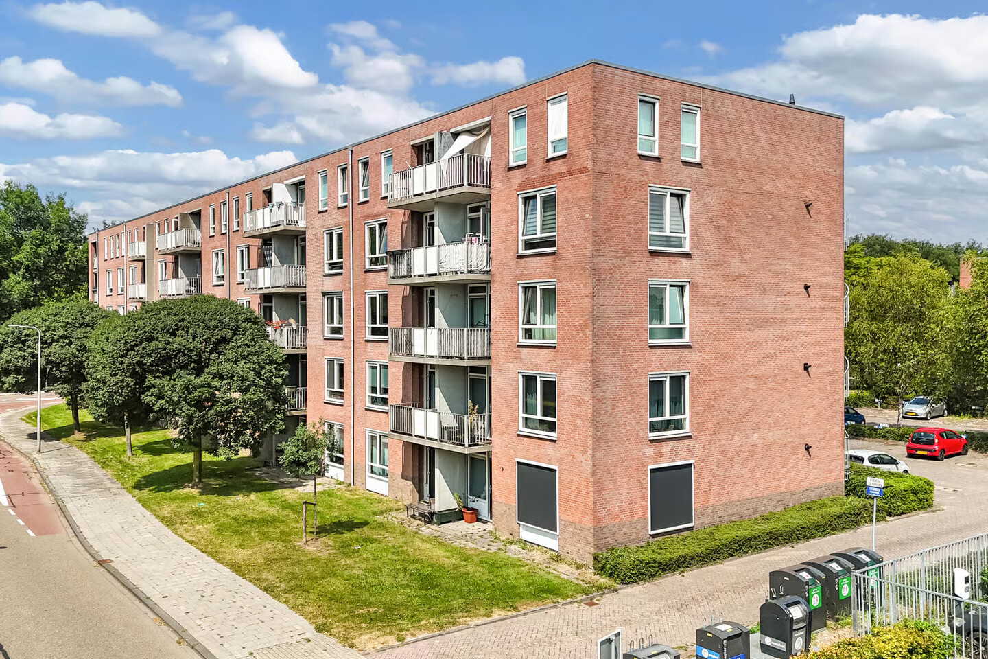 Appartement te koop: Staalstraat 124, Emmeloord