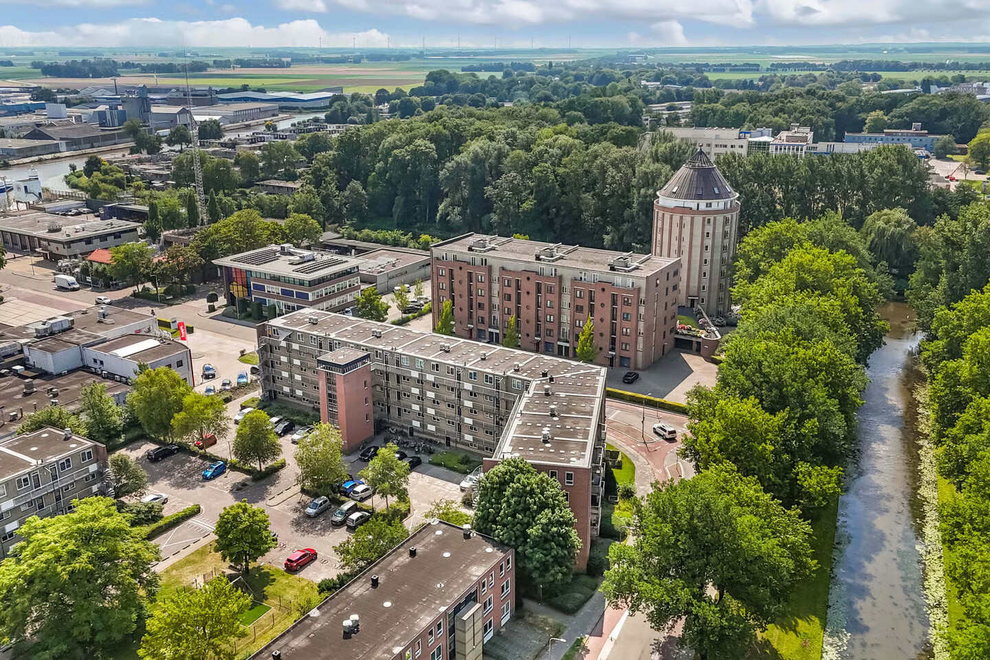 Appartement te koop: Staalstraat 124, Emmeloord