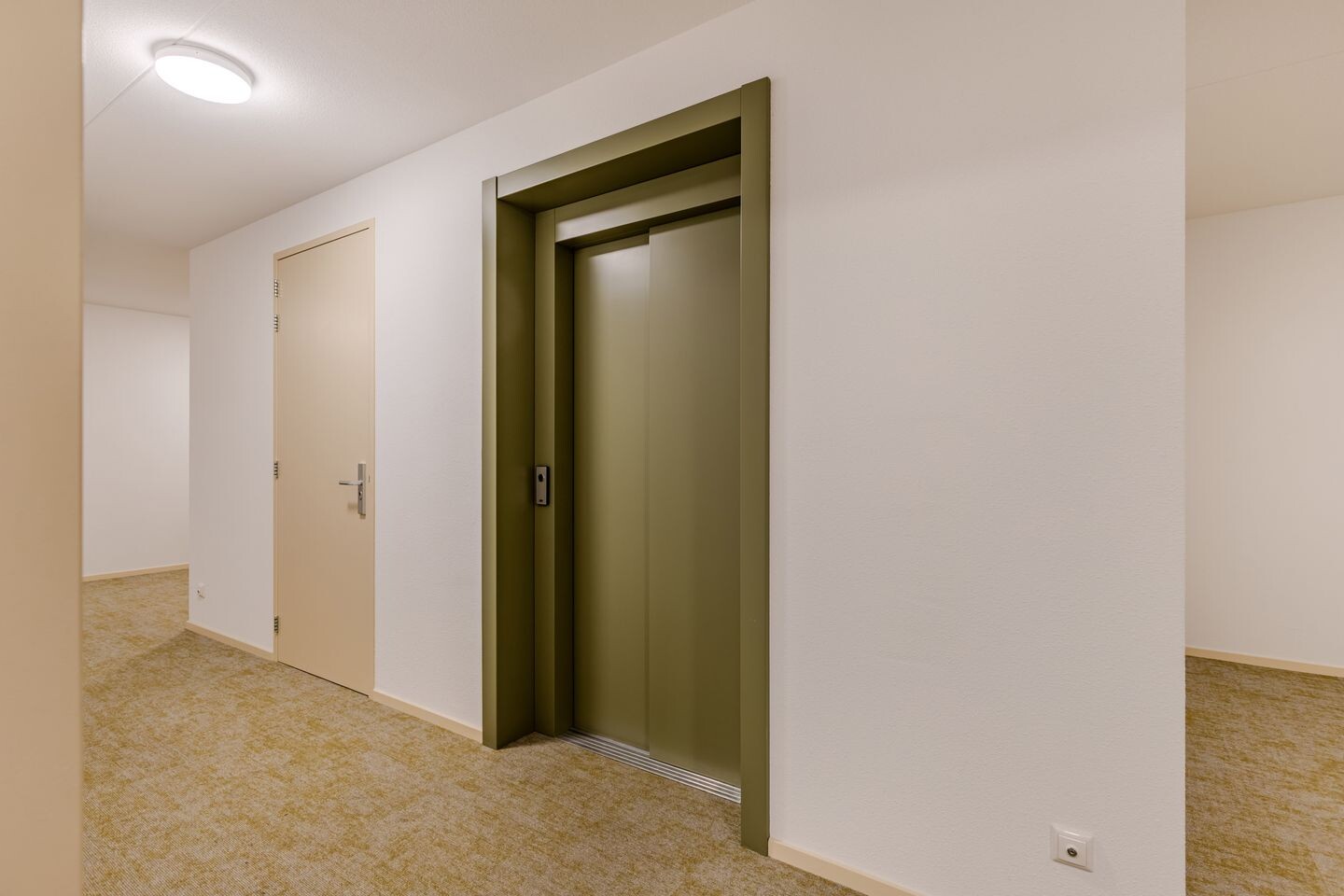 Appartement te koop: de Deel 23-13, Emmeloord